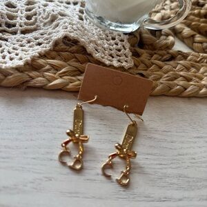 BEAUTIFUL FASHION EARRINGS